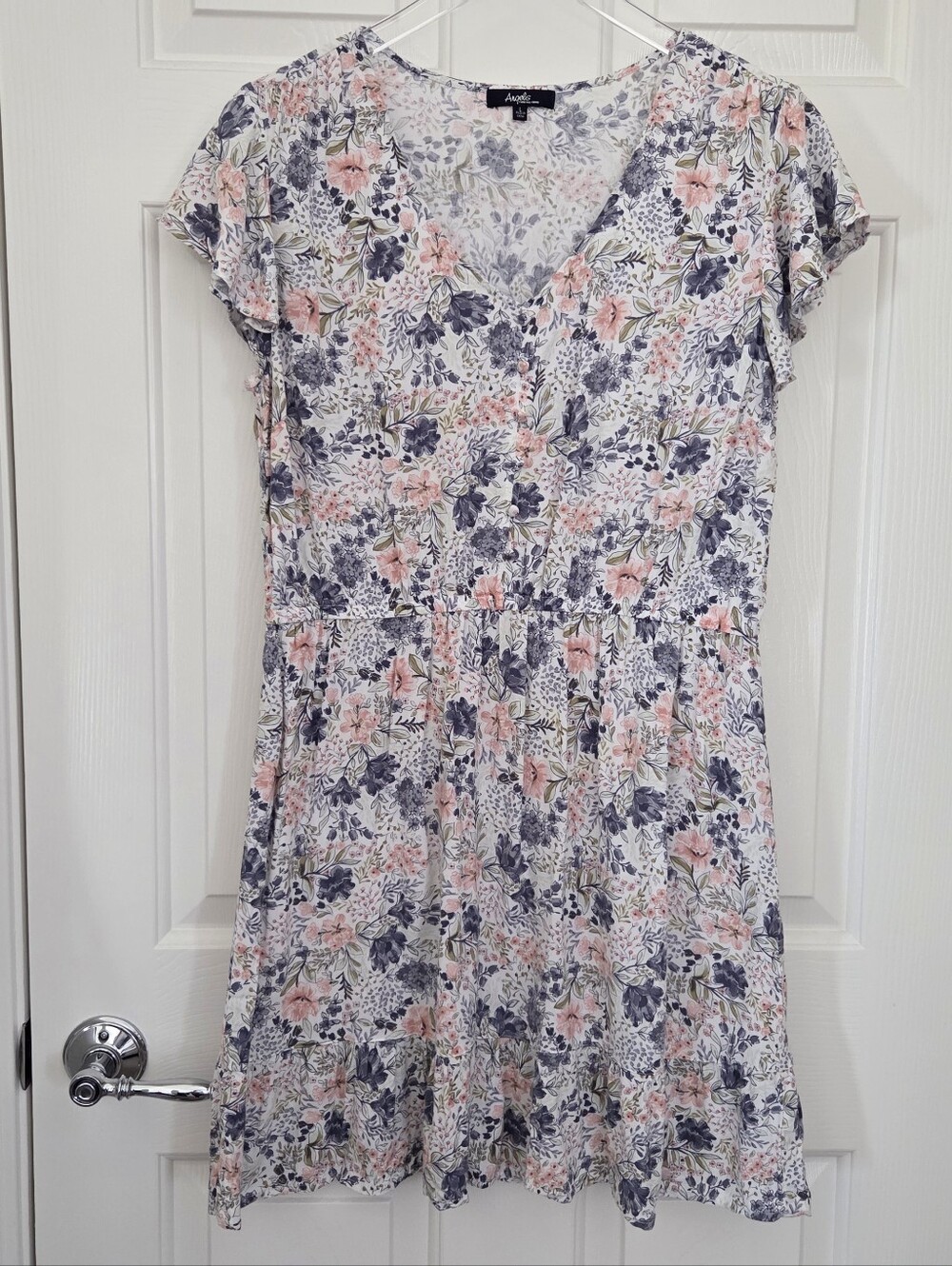 Angels Forever Young Size Large Floral Short Dress
